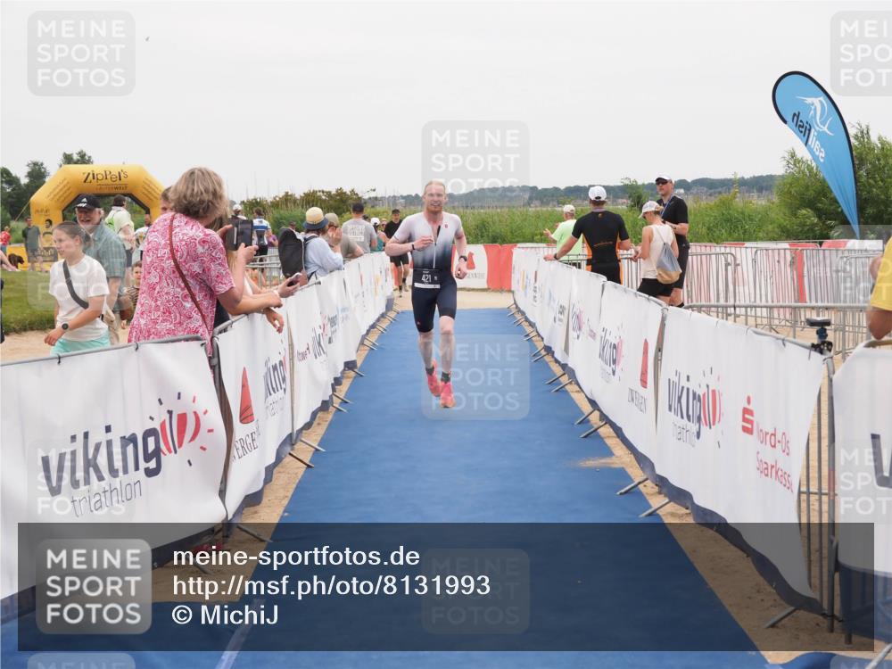 22.06.2025 - Viking Triathlon MichiJ http://msf.ph/oto/8131993 22.06.2025 15:42:47 Ziel 421 meine-sportfotos.de