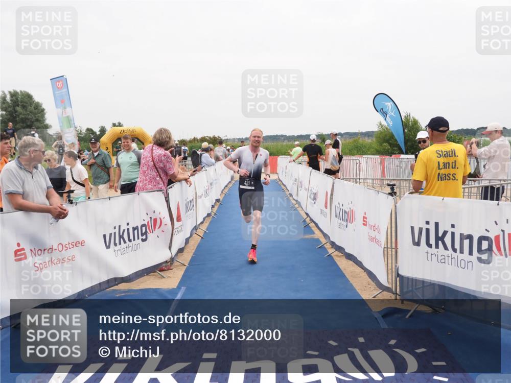 22.06.2025 - Viking Triathlon MichiJ http://msf.ph/oto/8132000 22.06.2025 15:42:48 Ziel 421 meine-sportfotos.de