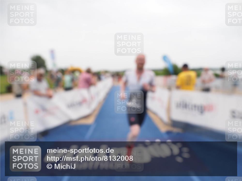 22.06.2025 - Viking Triathlon MichiJ http://msf.ph/oto/8132008 22.06.2025 15:42:49 Ziel 421 meine-sportfotos.de