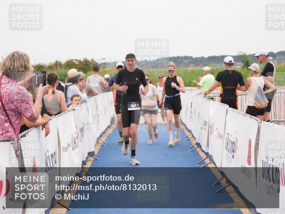 22.06.2025 - Viking Triathlon MichiJ http://msf.ph/oto/8132013 22.06.2025 15:42:54 Ziel 304, 344, 389 meine-sportfotos.de