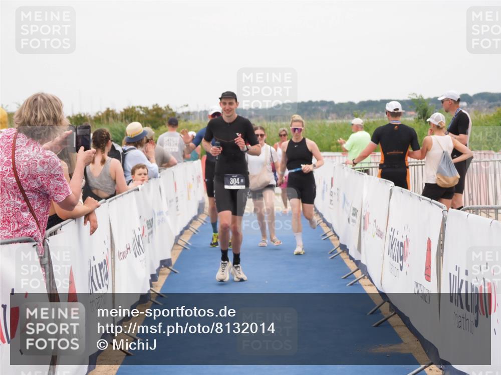22.06.2025 - Viking Triathlon MichiJ http://msf.ph/oto/8132014 22.06.2025 15:42:54 Ziel 304, 344, 389 meine-sportfotos.de