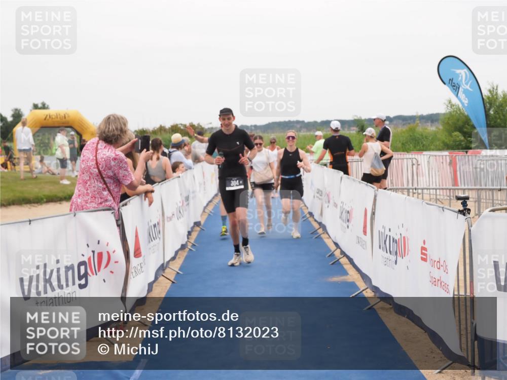 22.06.2025 - Viking Triathlon MichiJ http://msf.ph/oto/8132023 22.06.2025 15:42:55 Ziel 304, 344, 389, 615 meine-sportfotos.de