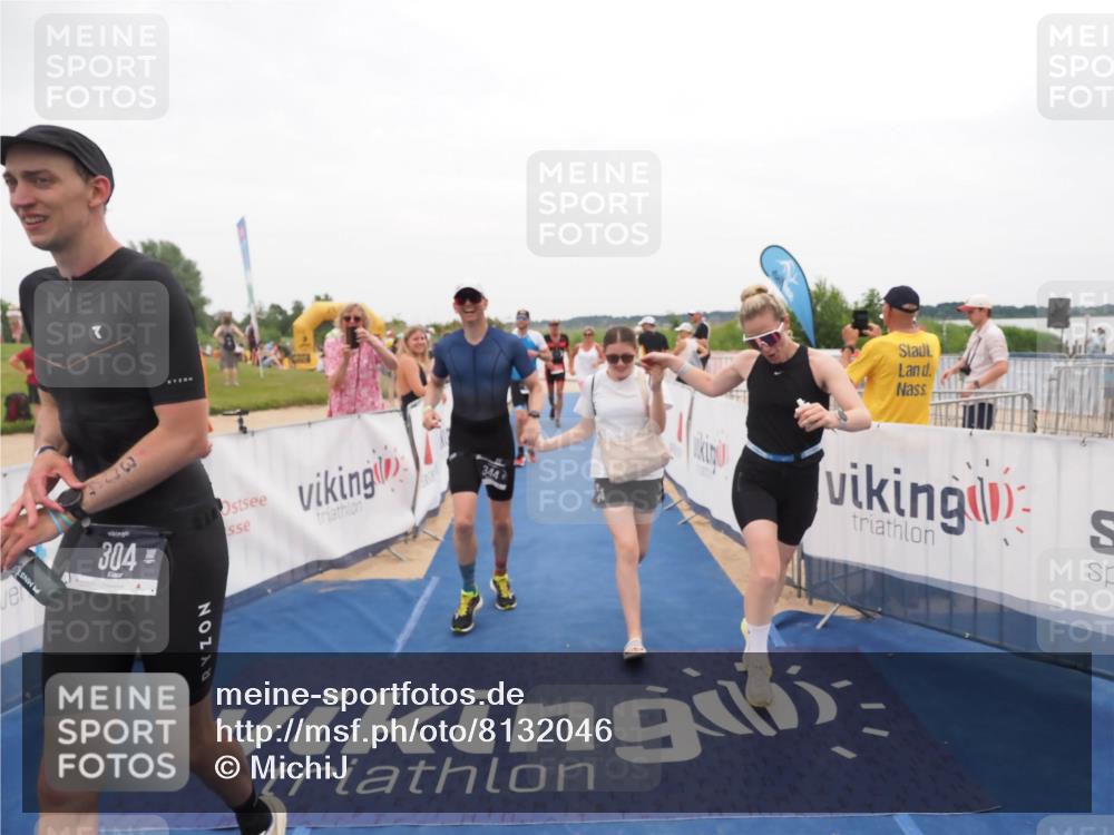 22.06.2025 - Viking Triathlon MichiJ http://msf.ph/oto/8132046 22.06.2025 15:42:58 Ziel 304, 344, 389, 615 meine-sportfotos.de