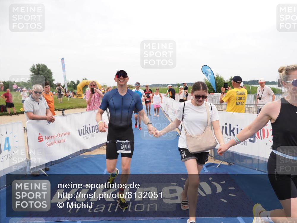 22.06.2025 - Viking Triathlon MichiJ http://msf.ph/oto/8132051 22.06.2025 15:42:59 Ziel 304, 344, 389, 615 meine-sportfotos.de