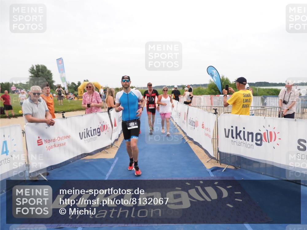 22.06.2025 - Viking Triathlon MichiJ http://msf.ph/oto/8132067 22.06.2025 15:43:01 Ziel 304, 344, 389, 615 meine-sportfotos.de