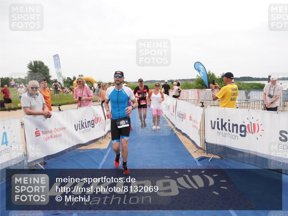 22.06.2025 - Viking Triathlon MichiJ http://msf.ph/oto/8132069 22.06.2025 15:43:01 Ziel 304, 344, 389, 615 meine-sportfotos.de