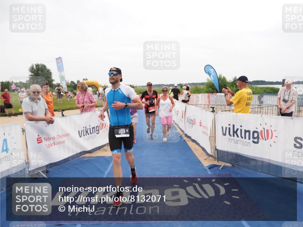22.06.2025 - Viking Triathlon MichiJ http://msf.ph/oto/8132071 22.06.2025 15:43:01 Ziel 304, 344, 389, 615 meine-sportfotos.de