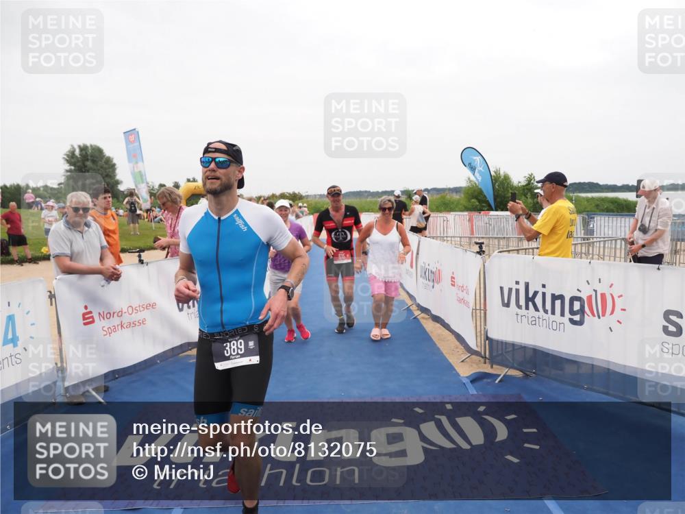 22.06.2025 - Viking Triathlon MichiJ http://msf.ph/oto/8132075 22.06.2025 15:43:02 Ziel 344, 389, 615 meine-sportfotos.de