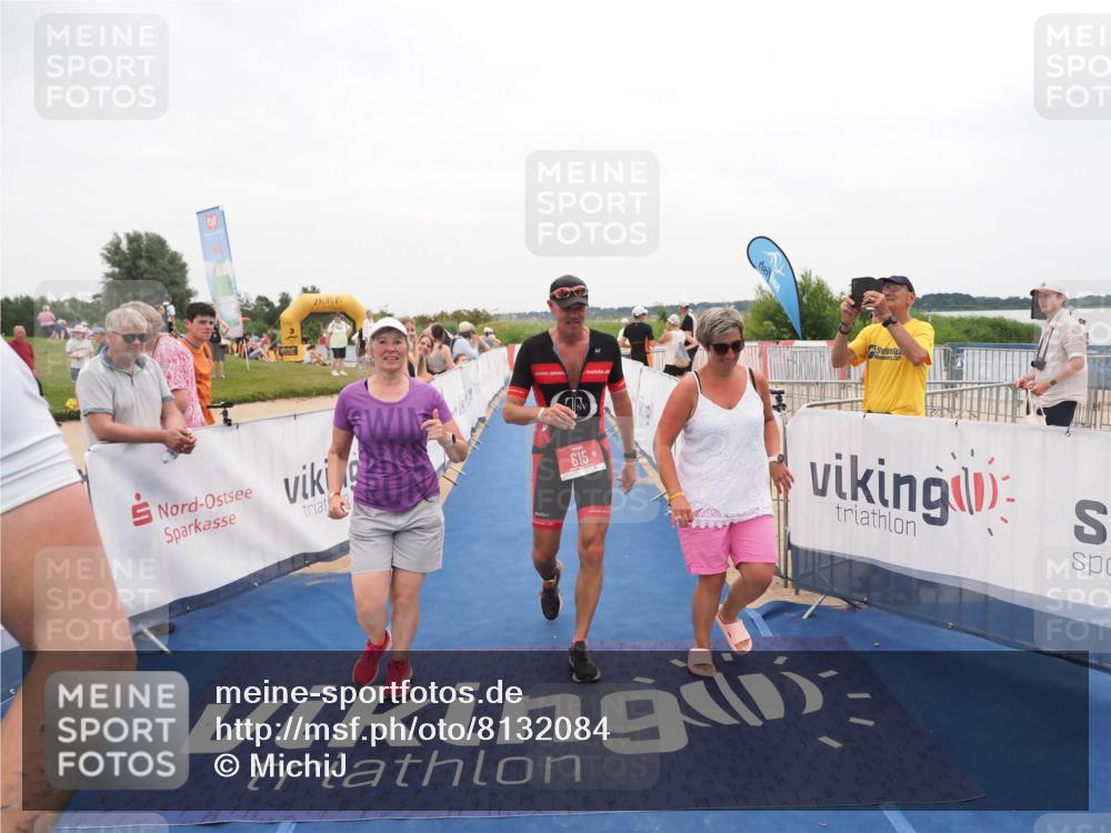 22.06.2025 - Viking Triathlon MichiJ http://msf.ph/oto/8132084 22.06.2025 15:43:03 Ziel 389, 615 meine-sportfotos.de