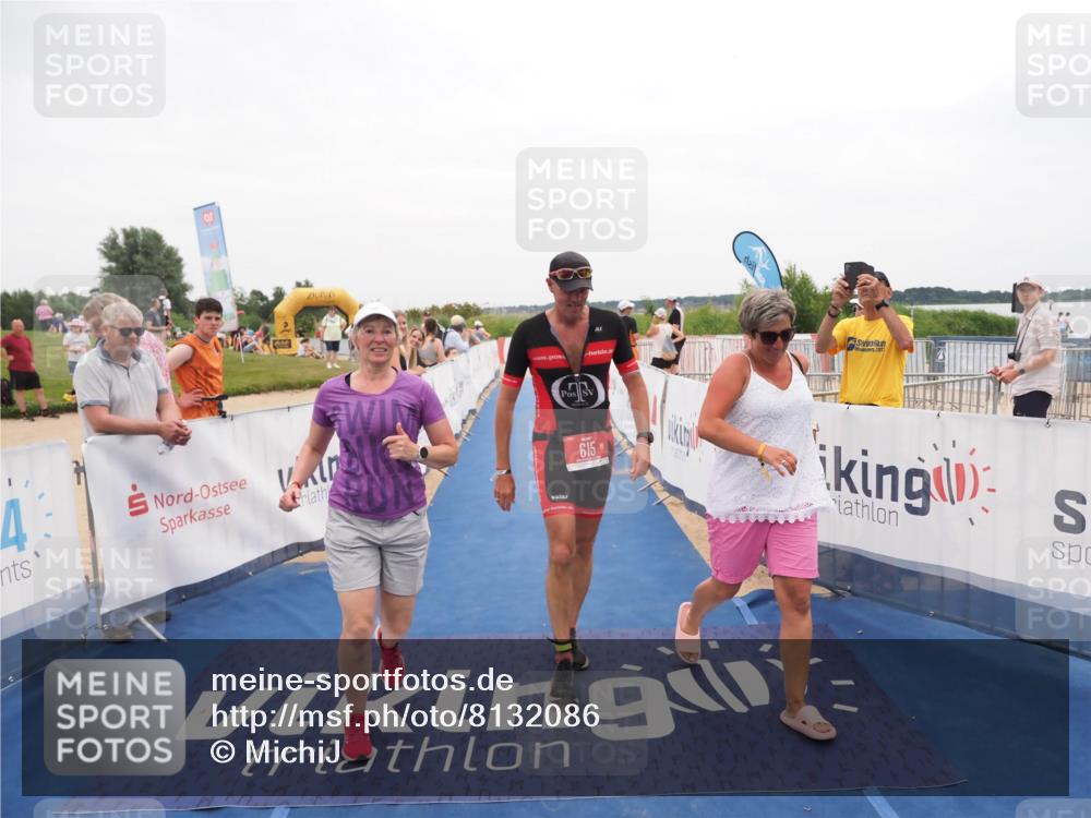 22.06.2025 - Viking Triathlon MichiJ http://msf.ph/oto/8132086 22.06.2025 15:43:03 Ziel 389, 615 meine-sportfotos.de