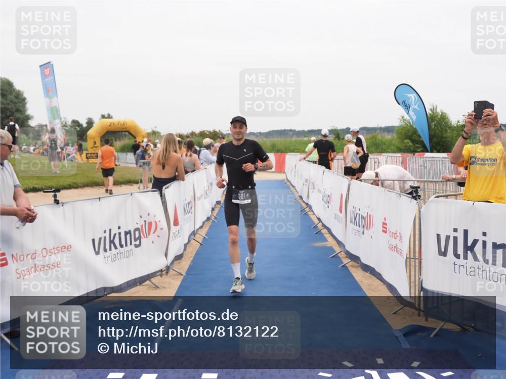 22.06.2025 - Viking Triathlon MichiJ http://msf.ph/oto/8132122 22.06.2025 15:43:18 Ziel 501 meine-sportfotos.de