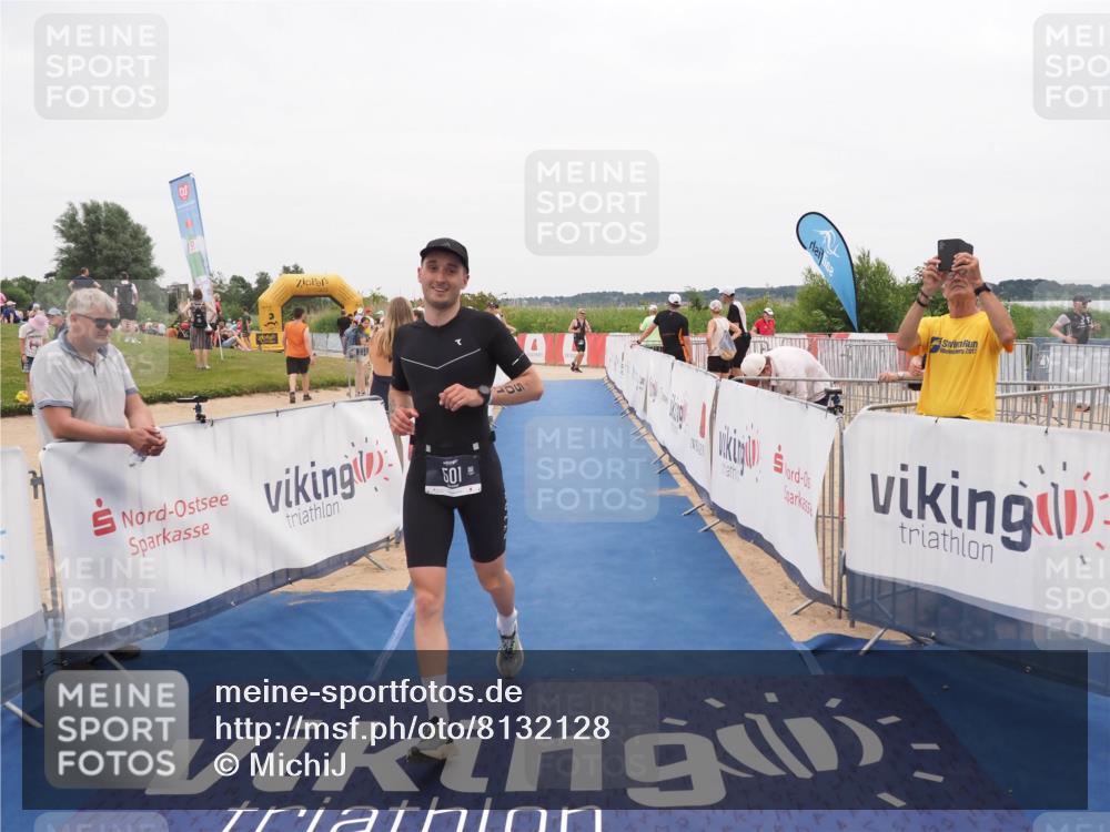 22.06.2025 - Viking Triathlon MichiJ http://msf.ph/oto/8132128 22.06.2025 15:43:19 Ziel 501 meine-sportfotos.de