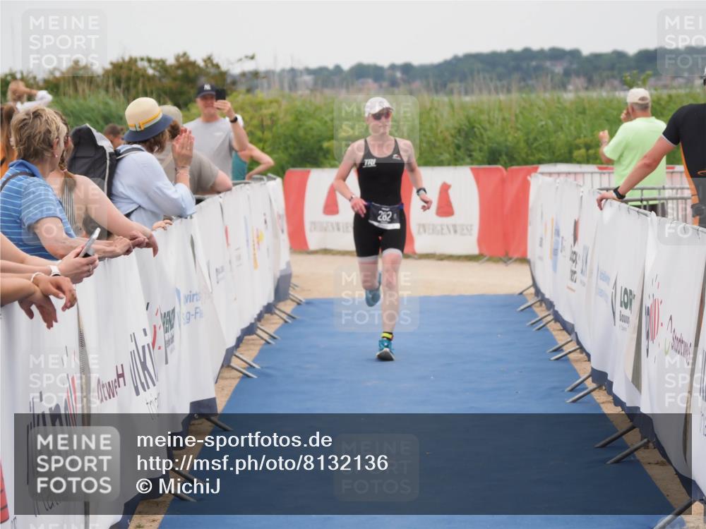 22.06.2025 - Viking Triathlon MichiJ http://msf.ph/oto/8132136 22.06.2025 15:43:33 Ziel 282 meine-sportfotos.de