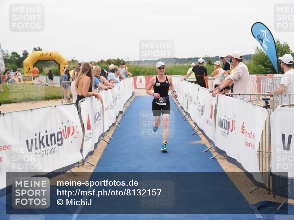 22.06.2025 - Viking Triathlon MichiJ http://msf.ph/oto/8132157 22.06.2025 15:43:36 Ziel 282 meine-sportfotos.de
