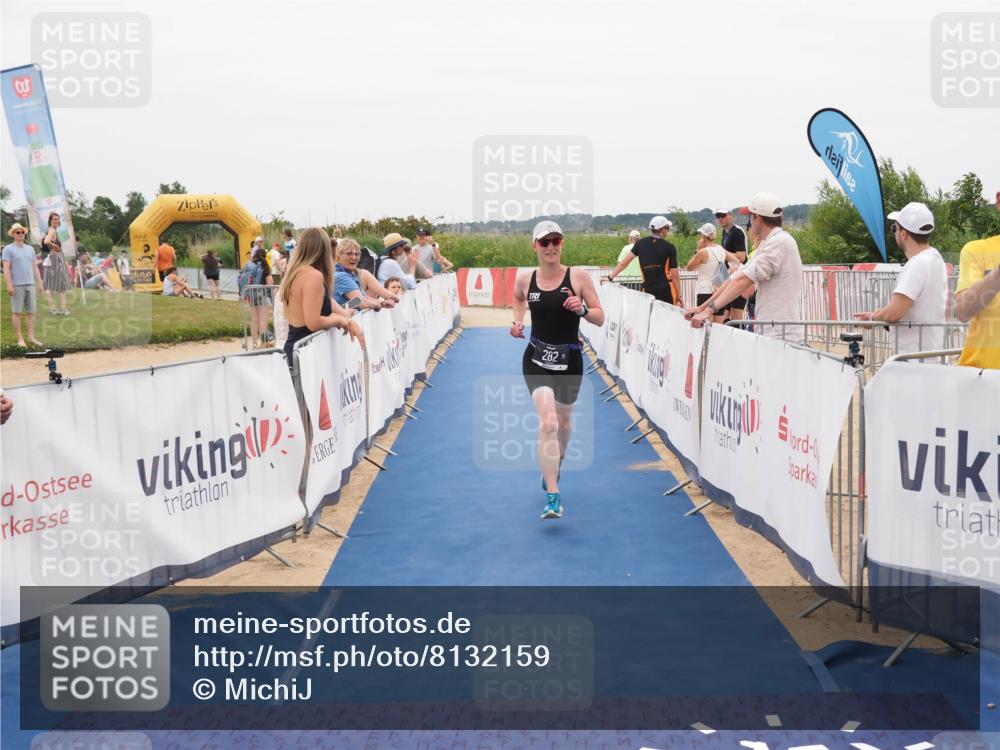 22.06.2025 - Viking Triathlon MichiJ http://msf.ph/oto/8132159 22.06.2025 15:43:36 Ziel 282 meine-sportfotos.de