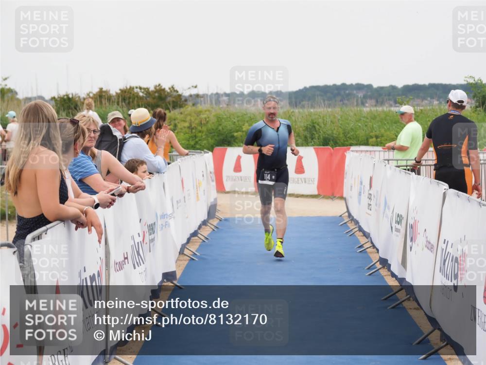 22.06.2025 - Viking Triathlon MichiJ http://msf.ph/oto/8132170 22.06.2025 15:43:47 Ziel 114 meine-sportfotos.de