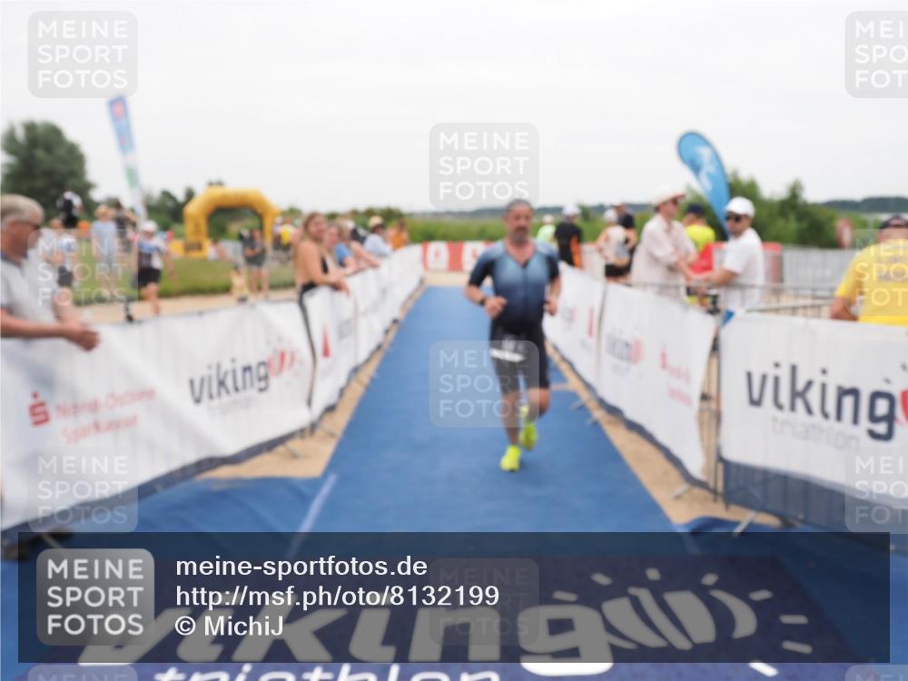 22.06.2025 - Viking Triathlon MichiJ http://msf.ph/oto/8132199 22.06.2025 15:43:51 Ziel 114 meine-sportfotos.de
