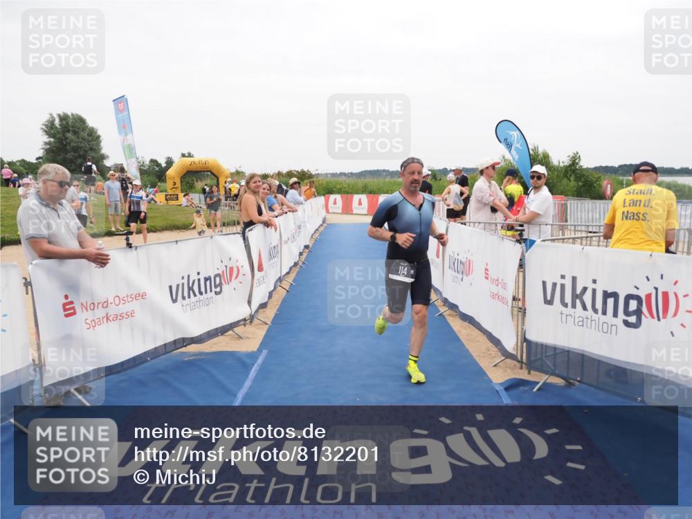 22.06.2025 - Viking Triathlon MichiJ http://msf.ph/oto/8132201 22.06.2025 15:43:51 Ziel 114 meine-sportfotos.de