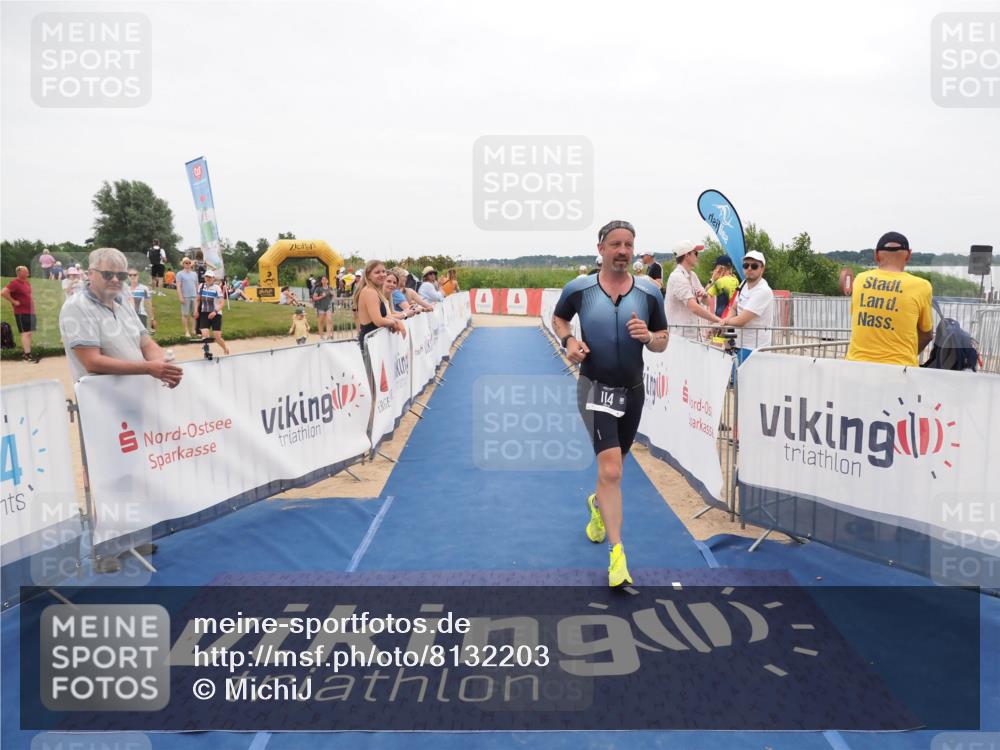 22.06.2025 - Viking Triathlon MichiJ http://msf.ph/oto/8132203 22.06.2025 15:43:51 Ziel 114 meine-sportfotos.de