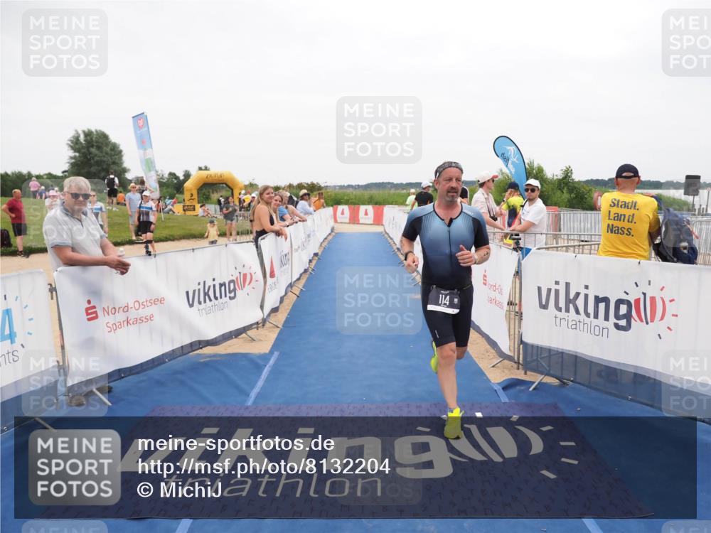 22.06.2025 - Viking Triathlon MichiJ http://msf.ph/oto/8132204 22.06.2025 15:43:52 Ziel 114 meine-sportfotos.de
