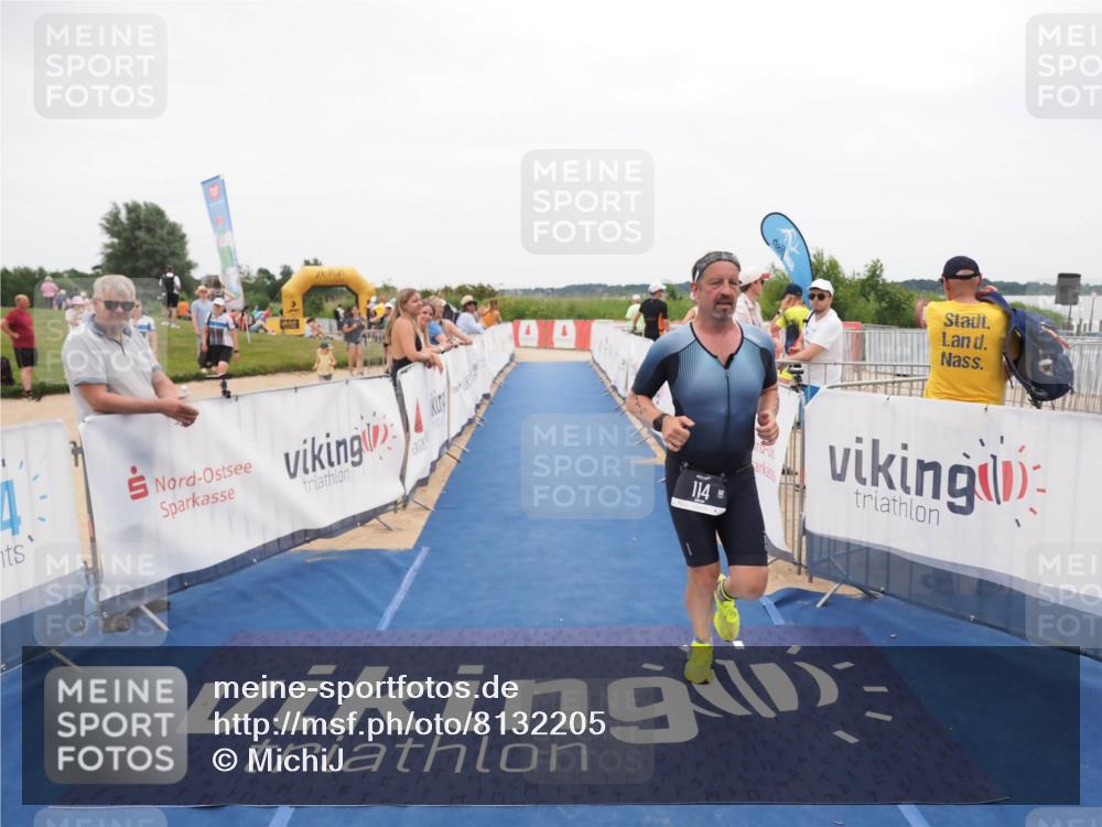 22.06.2025 - Viking Triathlon MichiJ http://msf.ph/oto/8132205 22.06.2025 15:43:52 Ziel 114 meine-sportfotos.de