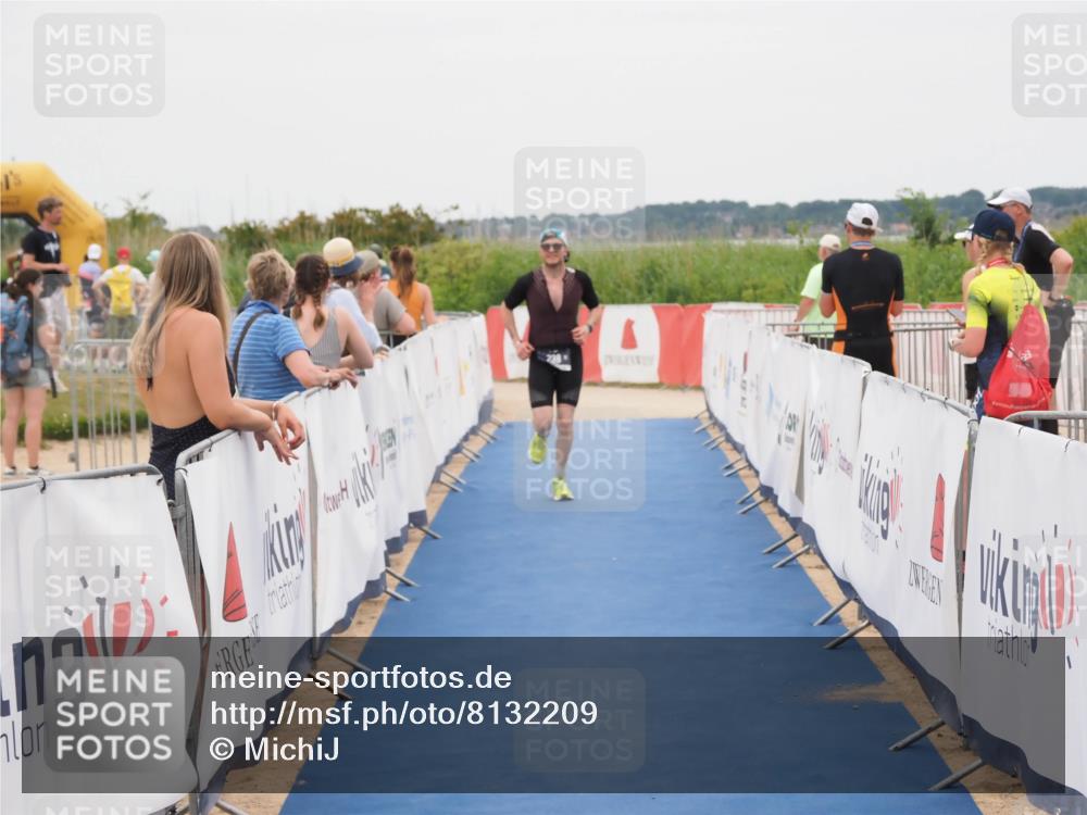 22.06.2025 - Viking Triathlon MichiJ http://msf.ph/oto/8132209 22.06.2025 15:44:22 Ziel 238 meine-sportfotos.de