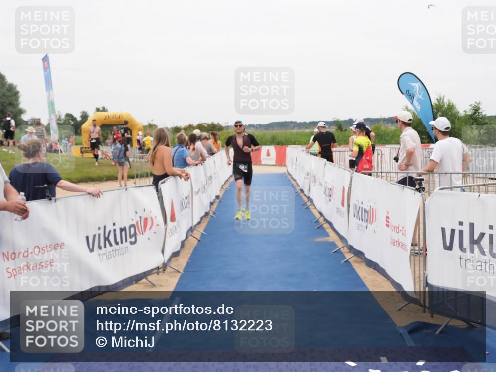 22.06.2025 - Viking Triathlon MichiJ http://msf.ph/oto/8132223 22.06.2025 15:44:24 Ziel 238 meine-sportfotos.de