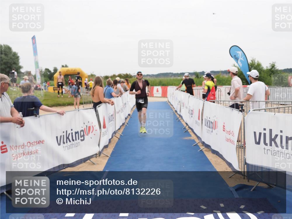 22.06.2025 - Viking Triathlon MichiJ http://msf.ph/oto/8132226 22.06.2025 15:44:24 Ziel 238 meine-sportfotos.de