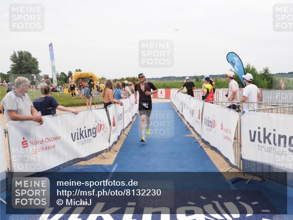 22.06.2025 - Viking Triathlon MichiJ http://msf.ph/oto/8132230 22.06.2025 15:44:25 Ziel 238 meine-sportfotos.de