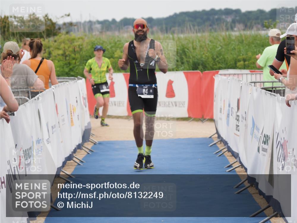22.06.2025 - Viking Triathlon MichiJ http://msf.ph/oto/8132249 22.06.2025 15:44:37 Ziel 84 meine-sportfotos.de