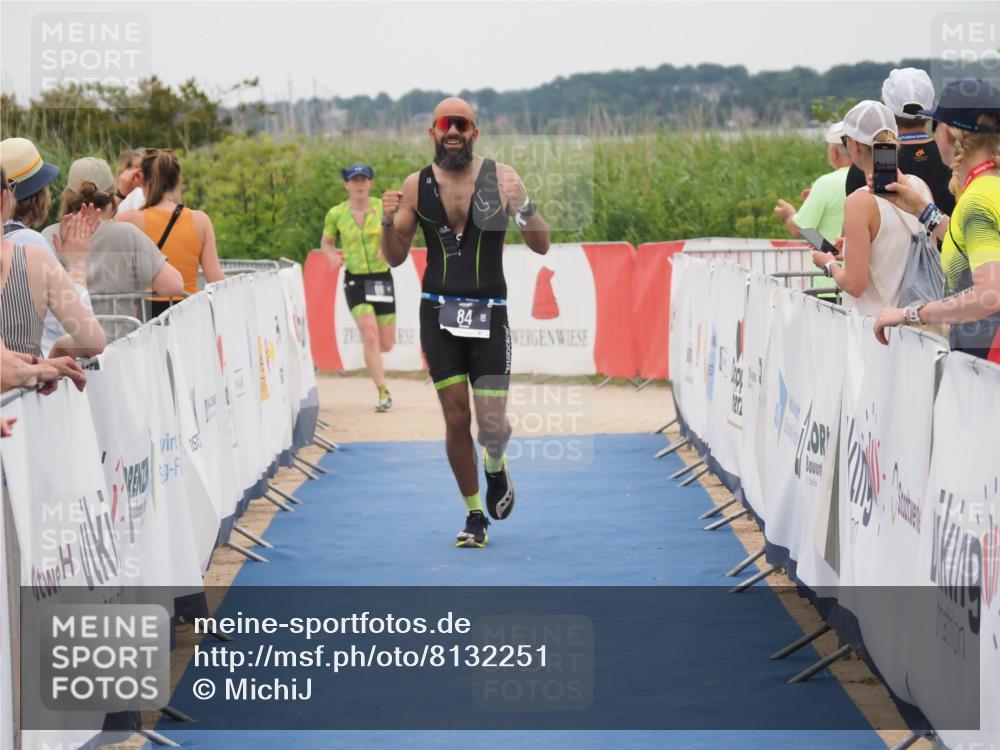 22.06.2025 - Viking Triathlon MichiJ http://msf.ph/oto/8132251 22.06.2025 15:44:37 Ziel 84 meine-sportfotos.de