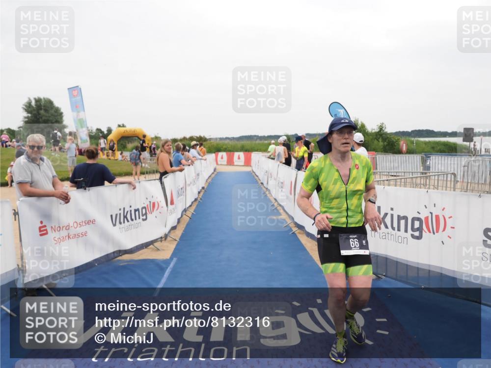 22.06.2025 - Viking Triathlon MichiJ http://msf.ph/oto/8132316 22.06.2025 15:44:46 Ziel 66 meine-sportfotos.de