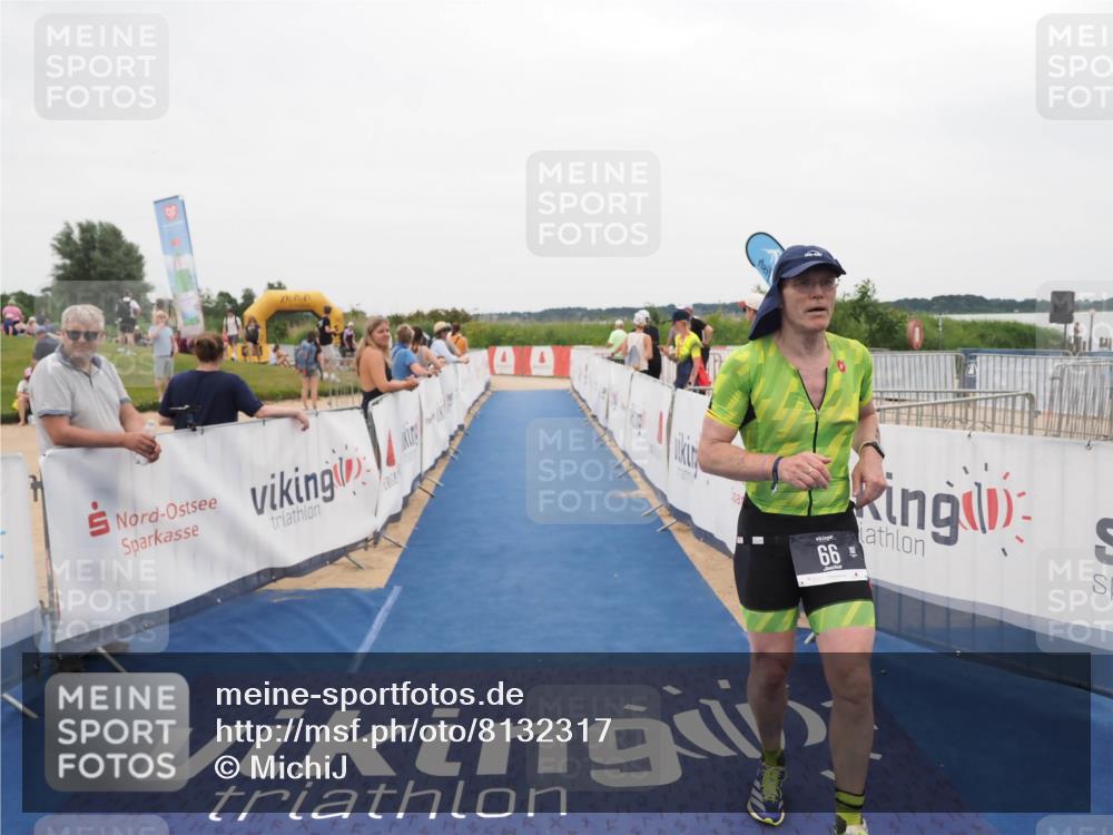 22.06.2025 - Viking Triathlon MichiJ http://msf.ph/oto/8132317 22.06.2025 15:44:46 Ziel 66 meine-sportfotos.de