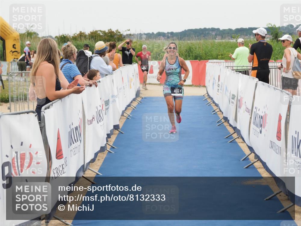 22.06.2025 - Viking Triathlon MichiJ http://msf.ph/oto/8132333 22.06.2025 15:45:03 Ziel 465, 511 meine-sportfotos.de