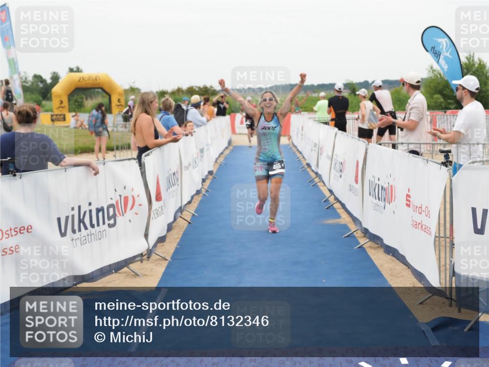 22.06.2025 - Viking Triathlon MichiJ http://msf.ph/oto/8132346 22.06.2025 15:45:04 Ziel 465, 511 meine-sportfotos.de
