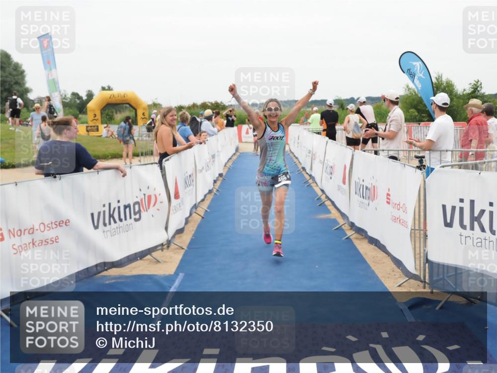 22.06.2025 - Viking Triathlon MichiJ http://msf.ph/oto/8132350 22.06.2025 15:45:05 Ziel 465, 511 meine-sportfotos.de