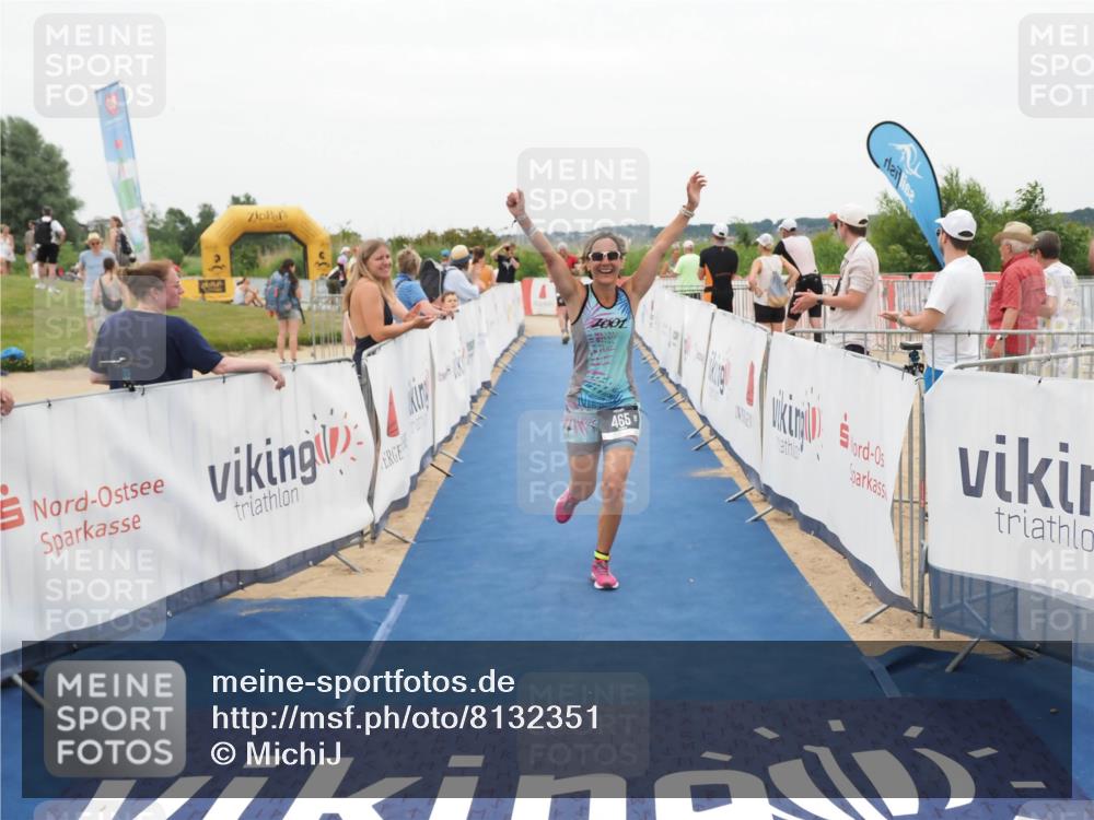 22.06.2025 - Viking Triathlon MichiJ http://msf.ph/oto/8132351 22.06.2025 15:45:05 Ziel 465, 511 meine-sportfotos.de