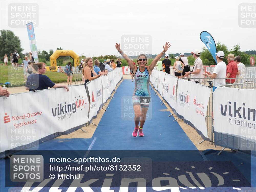 22.06.2025 - Viking Triathlon MichiJ http://msf.ph/oto/8132352 22.06.2025 15:45:05 Ziel 465, 511 meine-sportfotos.de