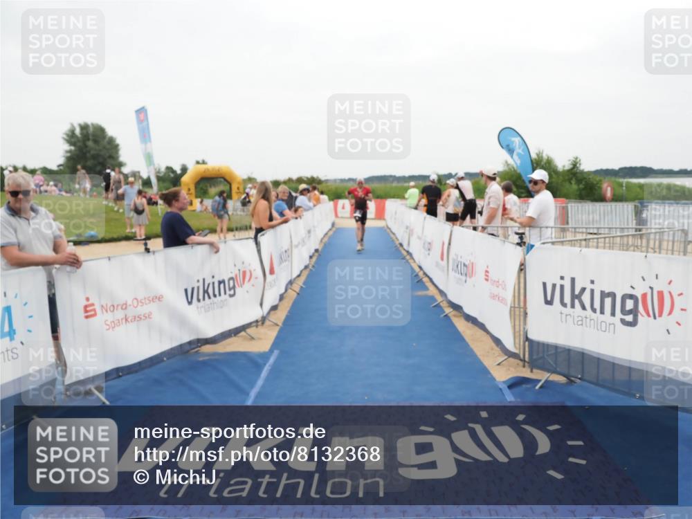22.06.2025 - Viking Triathlon MichiJ http://msf.ph/oto/8132368 22.06.2025 15:45:07 Ziel 465, 511 meine-sportfotos.de