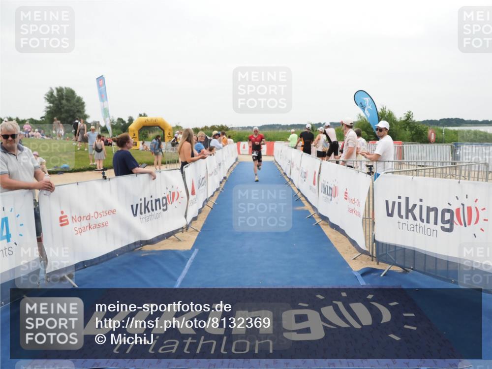 22.06.2025 - Viking Triathlon MichiJ http://msf.ph/oto/8132369 22.06.2025 15:45:07 Ziel 465, 511 meine-sportfotos.de