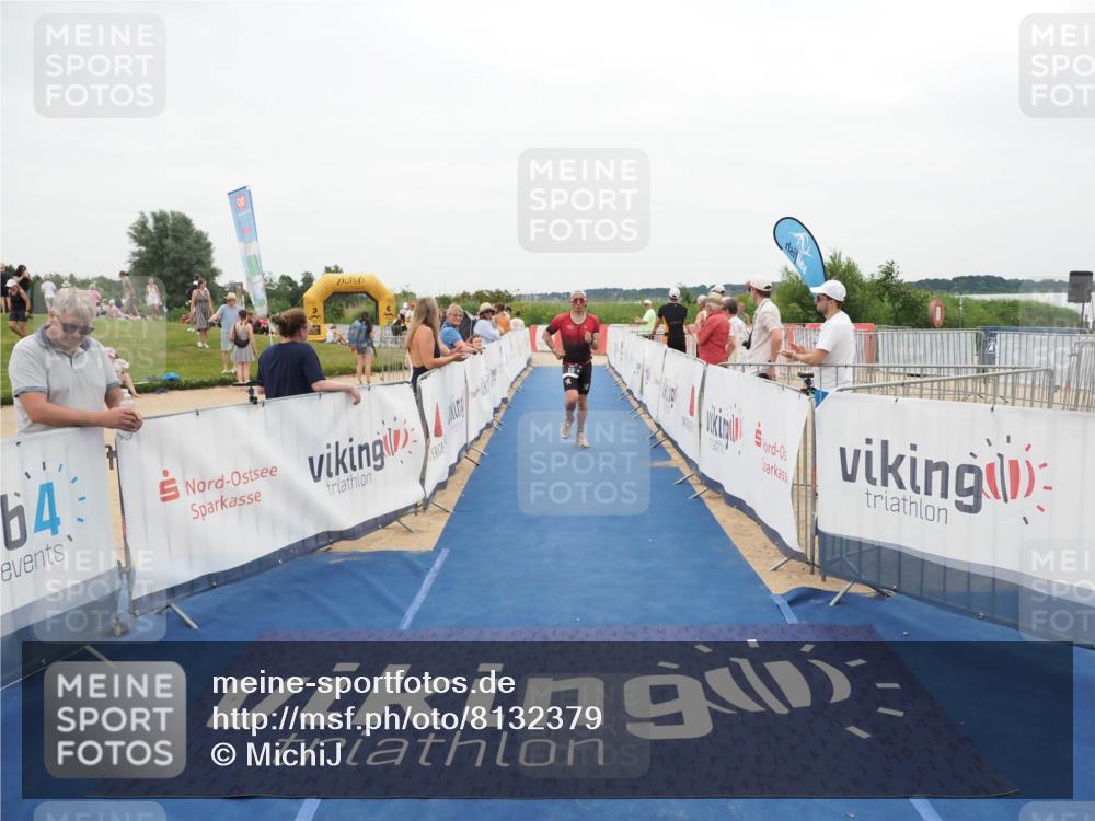 22.06.2025 - Viking Triathlon MichiJ http://msf.ph/oto/8132379 22.06.2025 15:45:08 Ziel 465, 511 meine-sportfotos.de