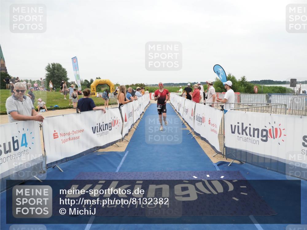 22.06.2025 - Viking Triathlon MichiJ http://msf.ph/oto/8132382 22.06.2025 15:45:09 Ziel 465, 511 meine-sportfotos.de
