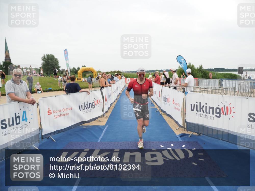 22.06.2025 - Viking Triathlon MichiJ http://msf.ph/oto/8132394 22.06.2025 15:45:10 Ziel 511 meine-sportfotos.de