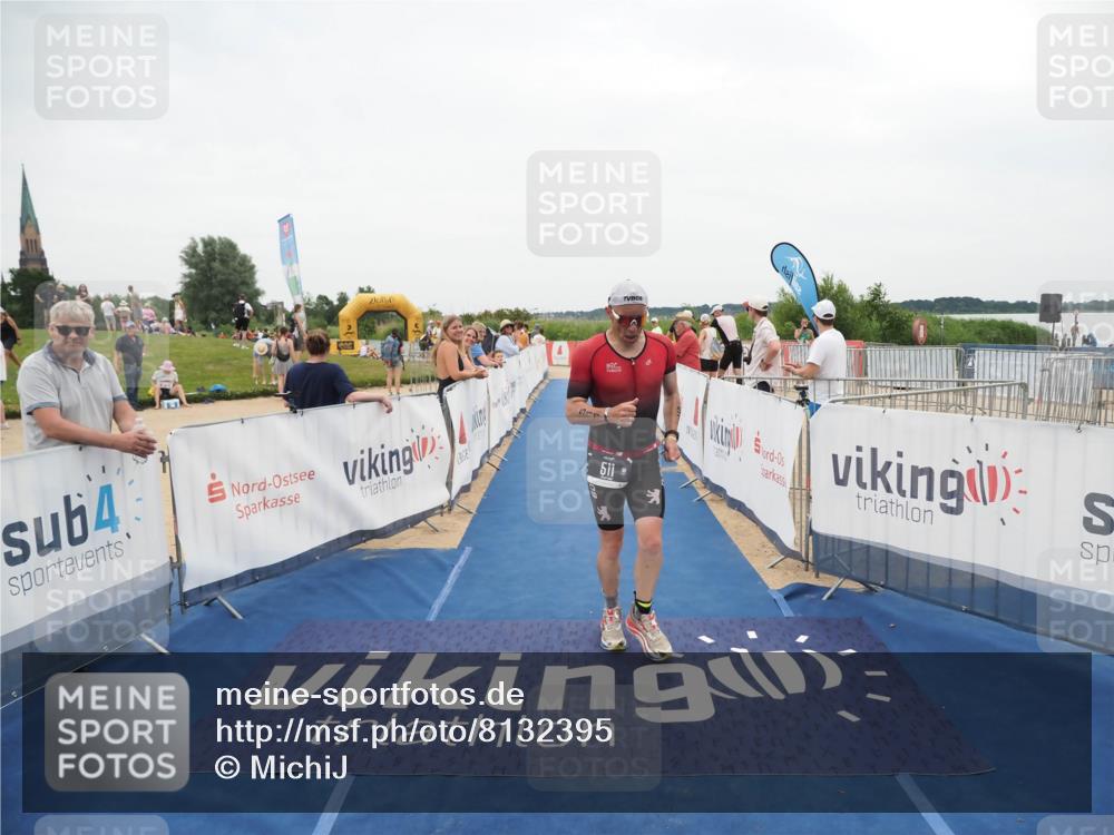 22.06.2025 - Viking Triathlon MichiJ http://msf.ph/oto/8132395 22.06.2025 15:45:10 Ziel 511 meine-sportfotos.de