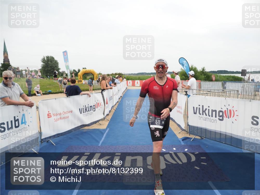 22.06.2025 - Viking Triathlon MichiJ http://msf.ph/oto/8132399 22.06.2025 15:45:11 Ziel 511 meine-sportfotos.de