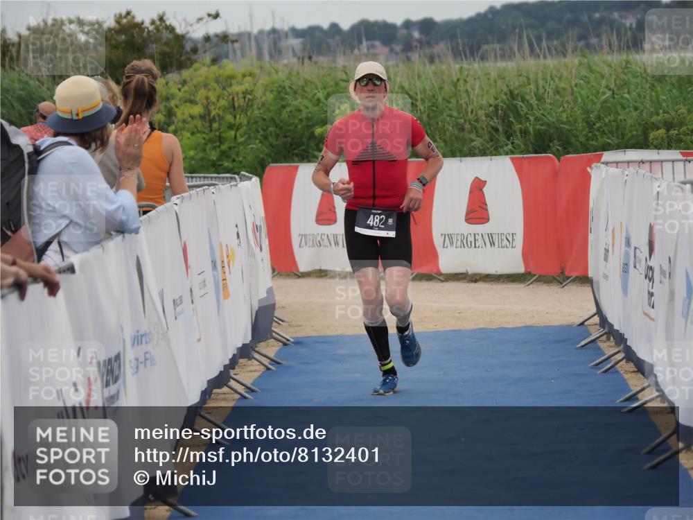 22.06.2025 - Viking Triathlon MichiJ http://msf.ph/oto/8132401 22.06.2025 15:45:38 Ziel 482 meine-sportfotos.de
