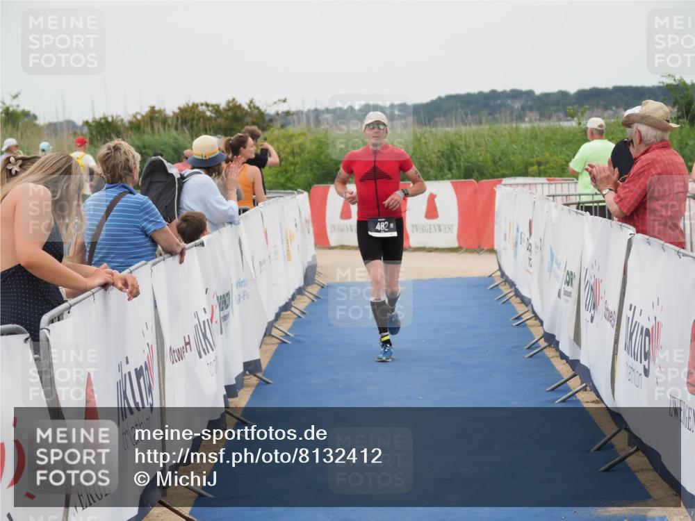 22.06.2025 - Viking Triathlon MichiJ http://msf.ph/oto/8132412 22.06.2025 15:45:40 Ziel 482 meine-sportfotos.de