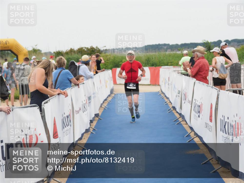 22.06.2025 - Viking Triathlon MichiJ http://msf.ph/oto/8132419 22.06.2025 15:45:41 Ziel 482 meine-sportfotos.de