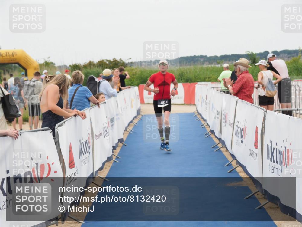22.06.2025 - Viking Triathlon MichiJ http://msf.ph/oto/8132420 22.06.2025 15:45:41 Ziel 482 meine-sportfotos.de