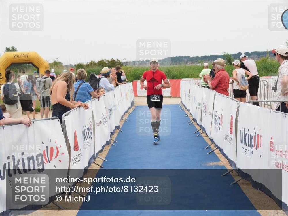 22.06.2025 - Viking Triathlon MichiJ http://msf.ph/oto/8132423 22.06.2025 15:45:41 Ziel 482 meine-sportfotos.de